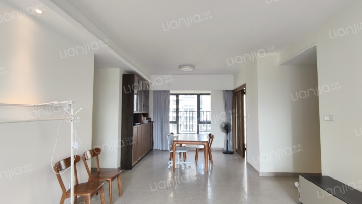 嘉华嘉誉湾二手房实景图