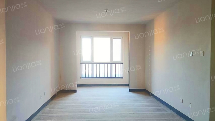 一线河景美宅，标准现房，即买即住-客厅