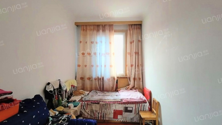 清凉寺区经典南北通透三居，拎包入住-卧室B