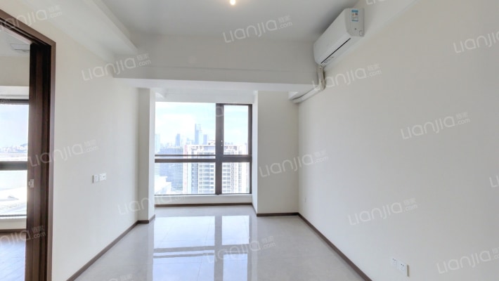 华发琴澳新城四季广场二手房实景图