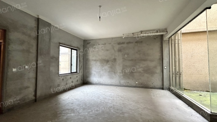 中港名都紫澜苑东区二手房实景图