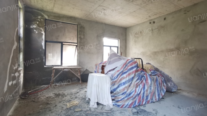 龙光城南五期二手房实景图