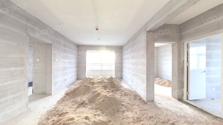 金色维也纳滨东花园二手房实景图