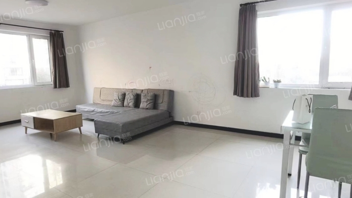 小区口碑好，配套全，交通方便，闹中取静-客厅