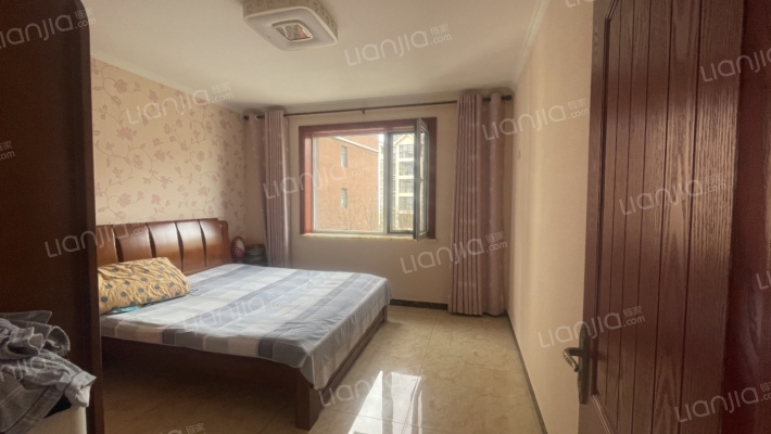 天保青花府 4室2厅 南 北-卧室B