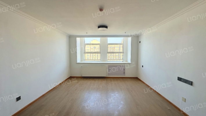 新兴悦达广场二手房实景图