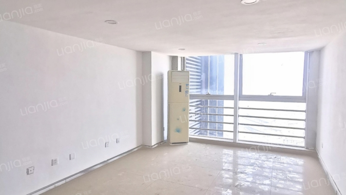 万通金融广场二手房实景图