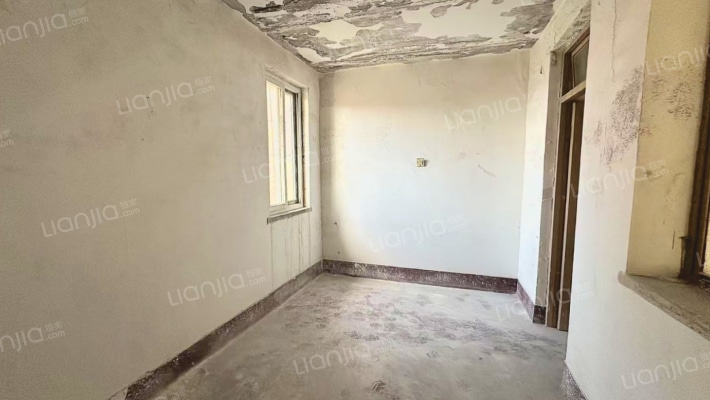 黎明小区 4室2厅 南 北-卧室C