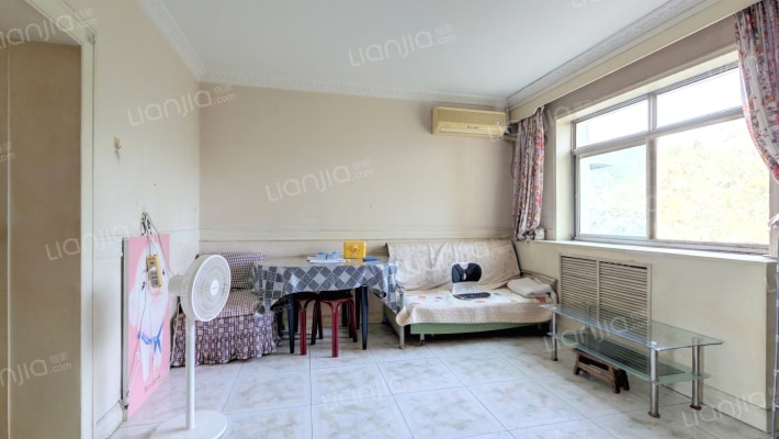 石龙北路27号院二手房实景图