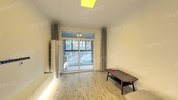 观山名筑南区二手房实景图