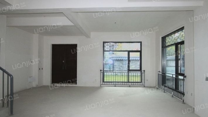 麓府大院藏月二手房实景图