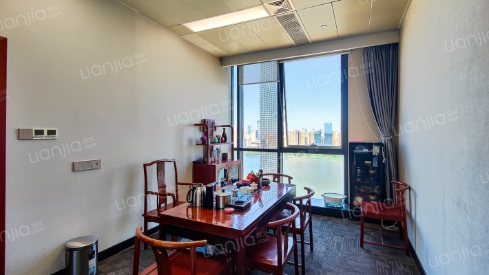 汉街总部国际万达尊写字楼二手房实景图