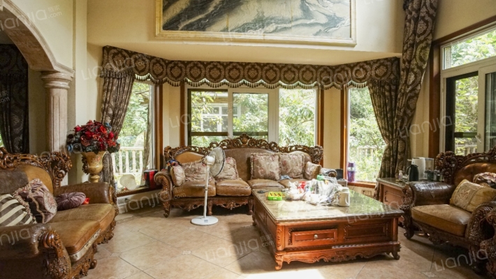 长青湖二手房实景图