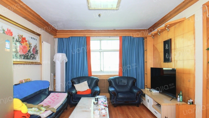 体育路化纤厂商品楼二手房实景图