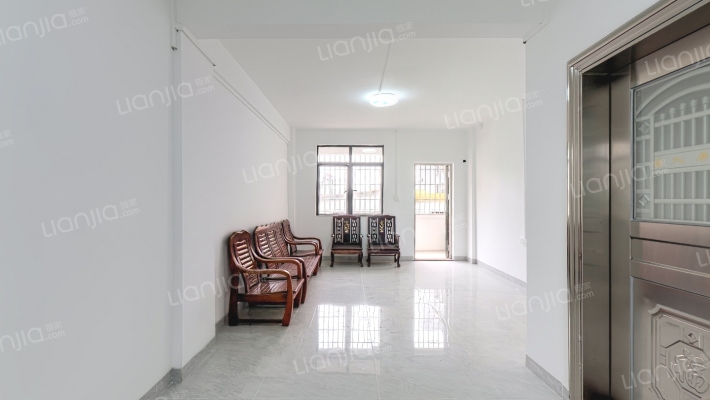 康怡路二手房实景图