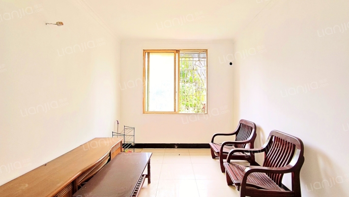 乔鹤佳苑二手房实景图