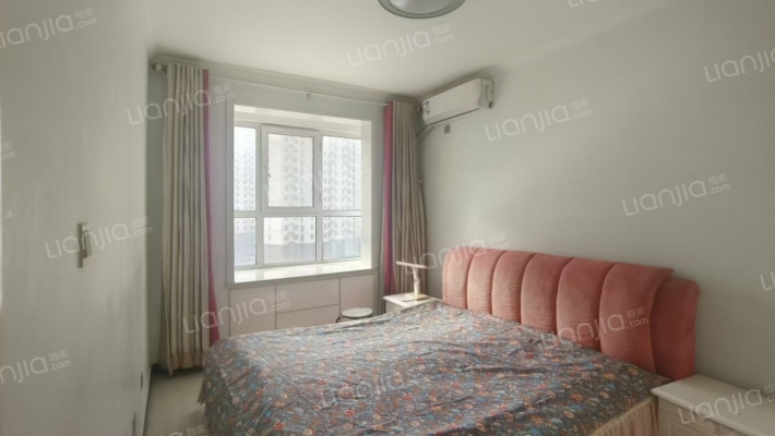 水岸花城 2室2厅 南-卧室B