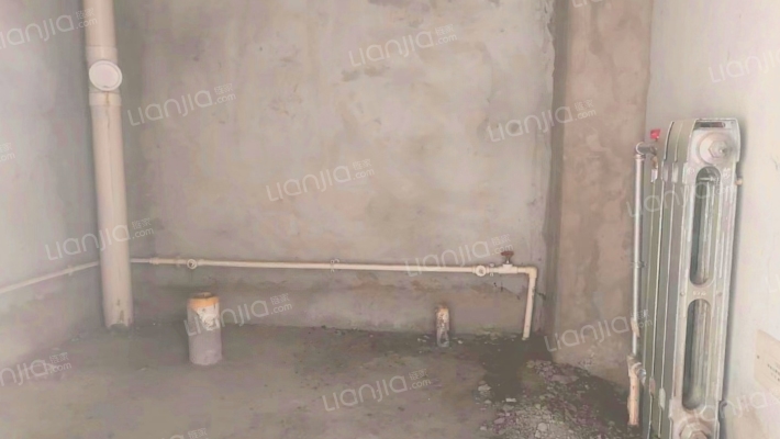 南北大两居， 小区安静又安全、电梯洋房-卫生间