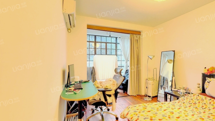 武康路280弄(公房)二手房实景图