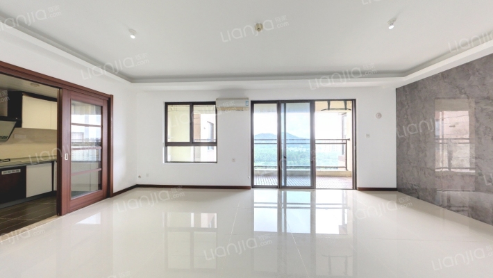 万科柏悦湾二手房实景图