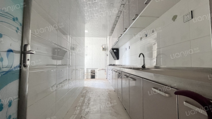 南向格局 楼层好 视野宽阔 适合居住-厨房