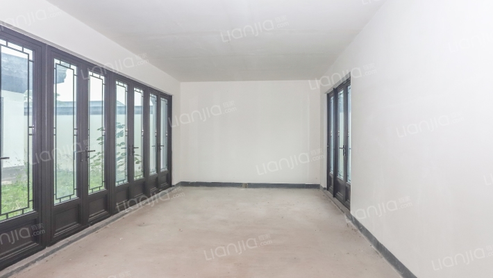 两江曲院风荷二手房实景图