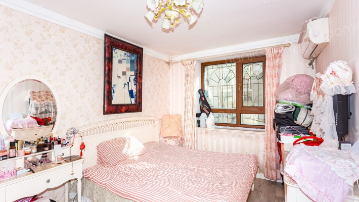 六纬路学区九街老干部楼二手房实景图