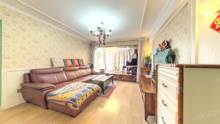 香缇丽舍二手房实景图