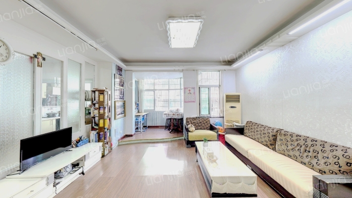 龙高联建公寓二手房实景图