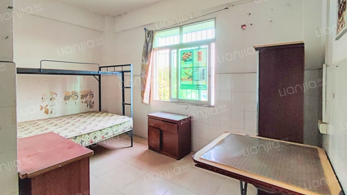 中山市东区亨尾村二手房实景图