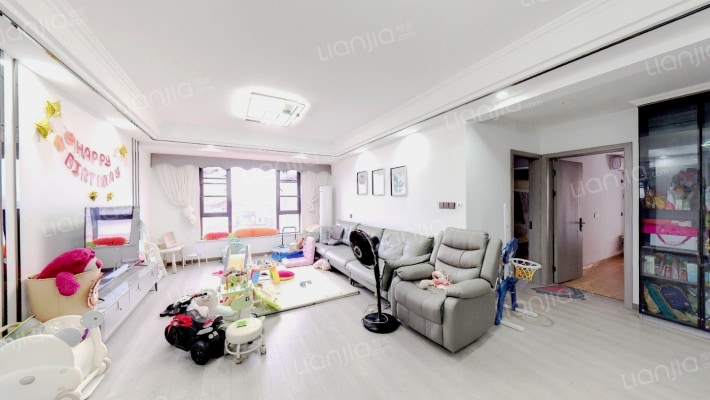 江畔名邸二手房实景图