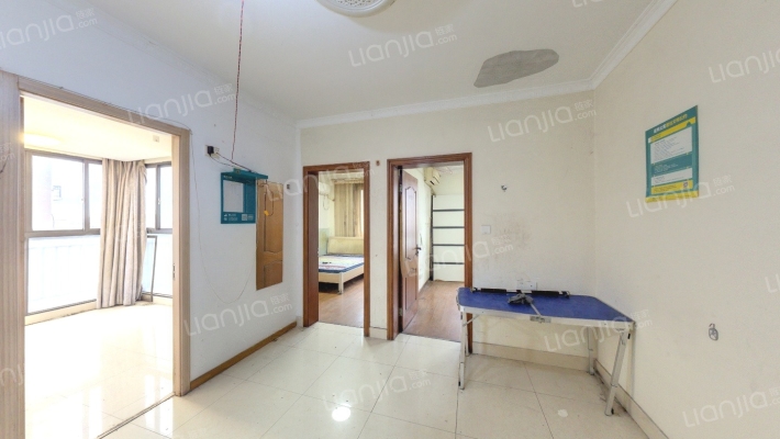 瑞丽名邸二手房实景图