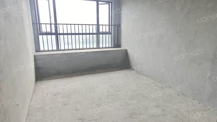 云泰广场二手房实景图