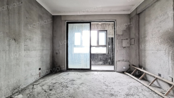 富冠铂樾府二手房实景图