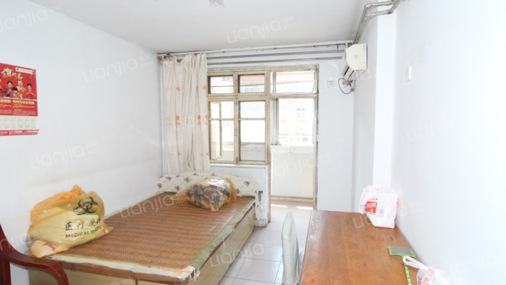 物资楼二手房实景图