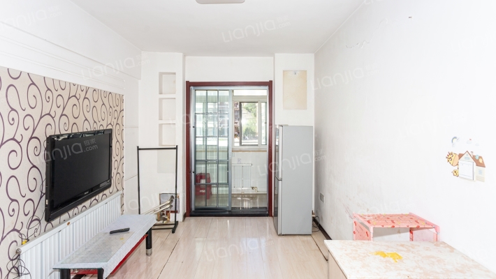 美伦小区二手房实景图