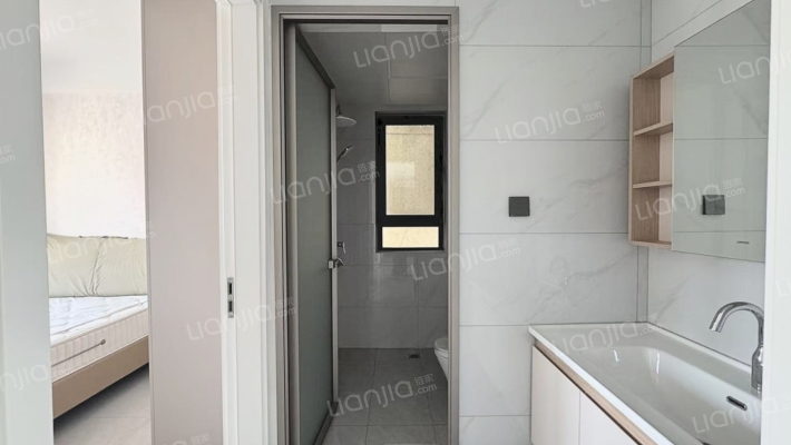 全明格局 户型方正 一梯两户 集中供暖 采光无遮挡-卫生间A