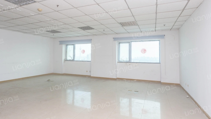 信诚大厦二手房实景图