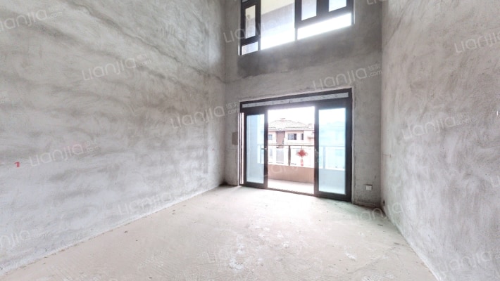 恒大麓山湖三期二手房实景图