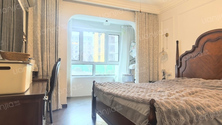 双语旁 美式精装洋房 一梯两户 南北通透格局-卧室A