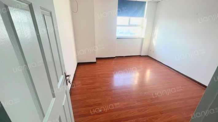 颐高数码广场二手房实景图