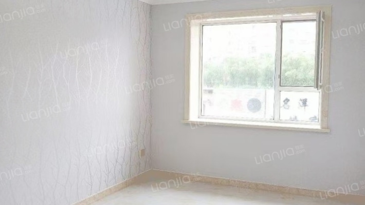 中国石油E5二手房实景图