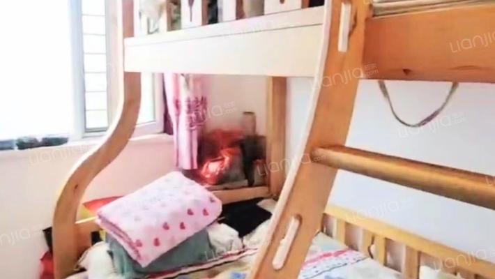 天保郦景标准小两居，老城区里的电梯房。-卧室B