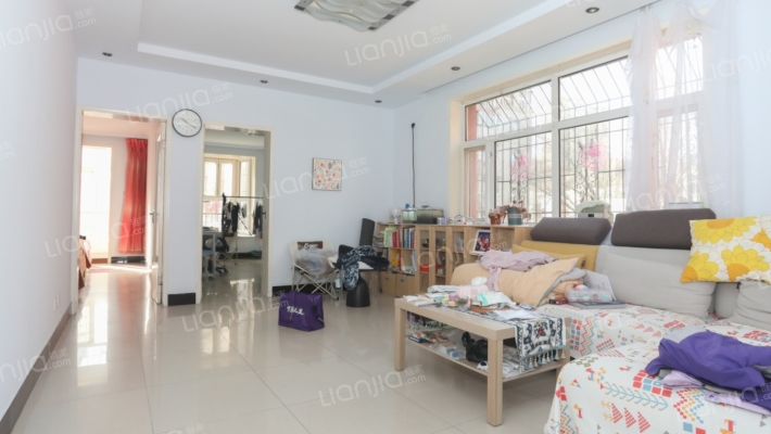 交警队家属楼小区二手房实景图