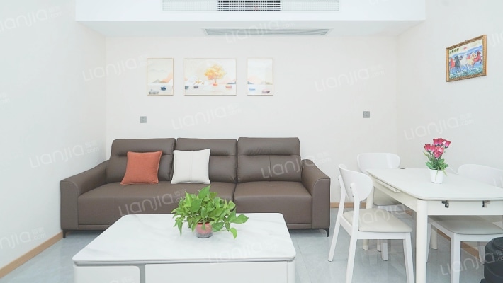 黑龙江路231号二手房实景图