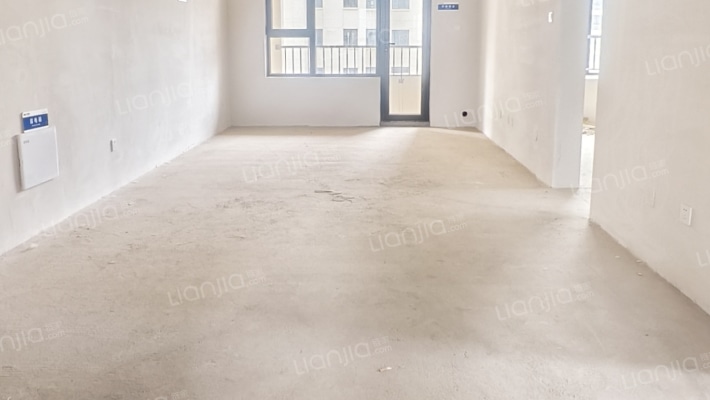 房子户型好，大社区，绿化好，配套全-客厅