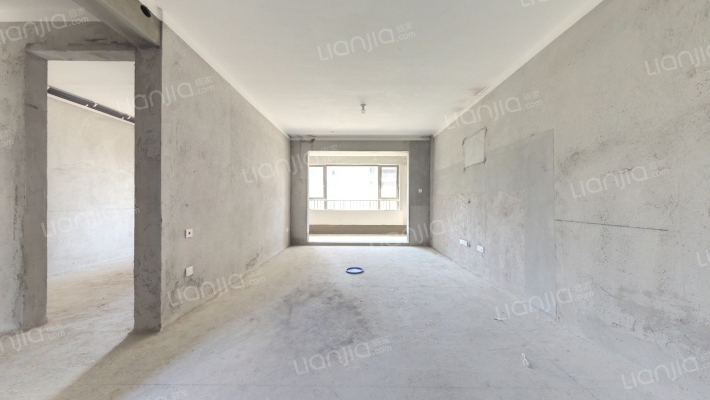 置地中心一期二手房实景图