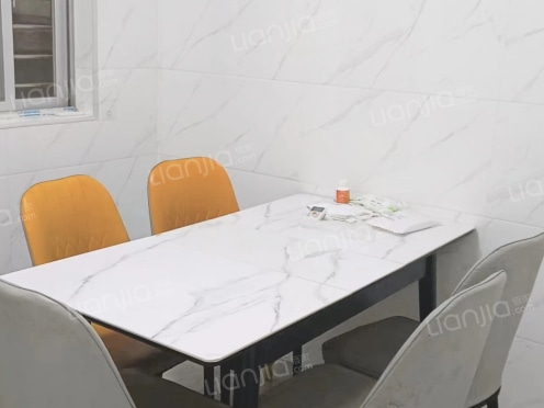 整租·三堡 4室1厅 南