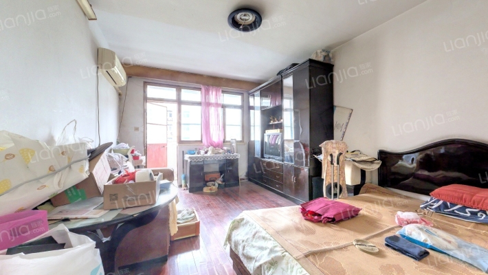 政通路42弄二手房实景图