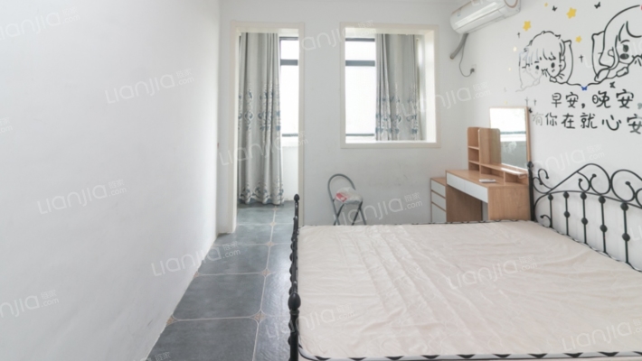 国际服装厂家属院二手房实景图